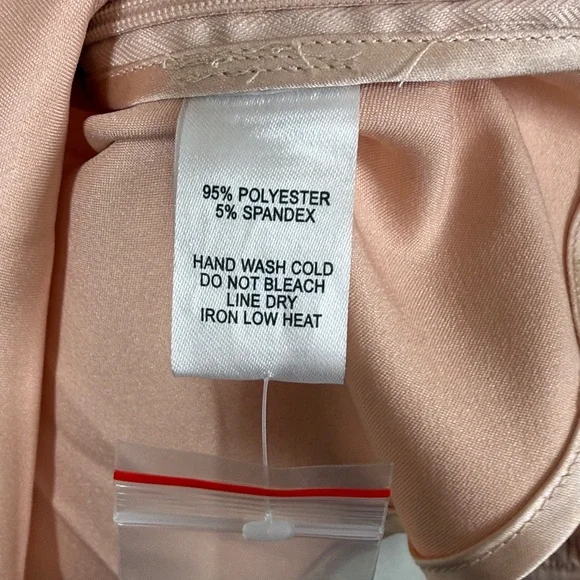 Lulu's Peach Satin Open-Back Peplum blouse - Picture 10 of 10